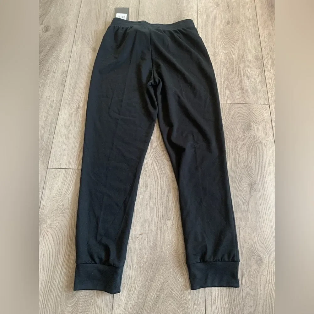 Converse girls sweat pants very soft and beautiful